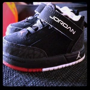 Baby Jordan’s size 3